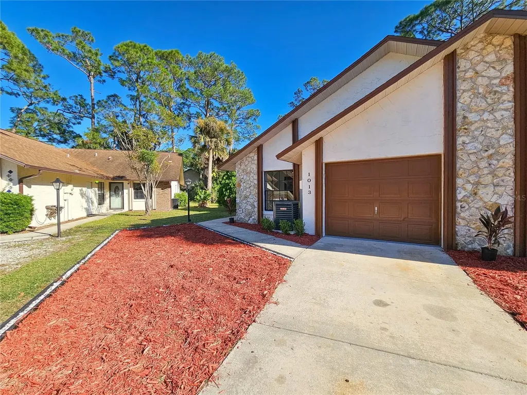 1013 Fox Trace Court Port Orange FL 32127
