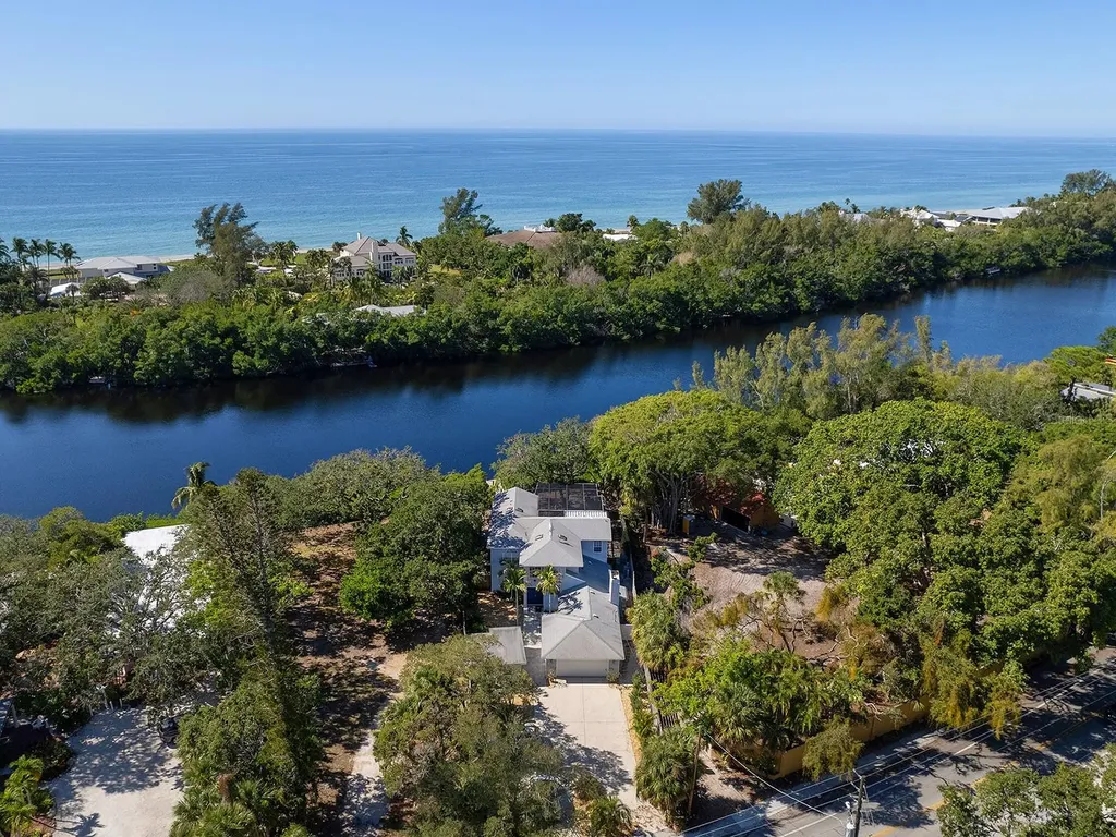 8202 Midnight Pass Road Sarasota FL 34242
