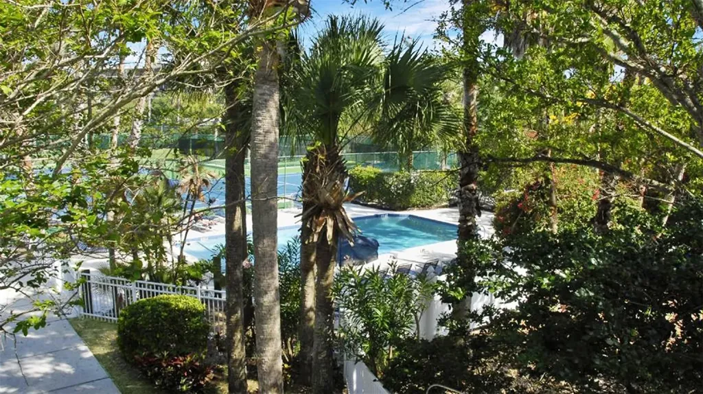 1200 Siesta Bayside Drive Sarasota FL 34242