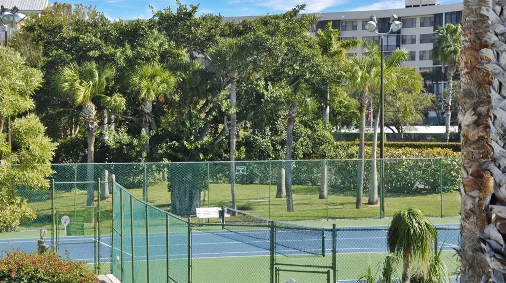 1200 Siesta Bayside Drive Sarasota FL 34242