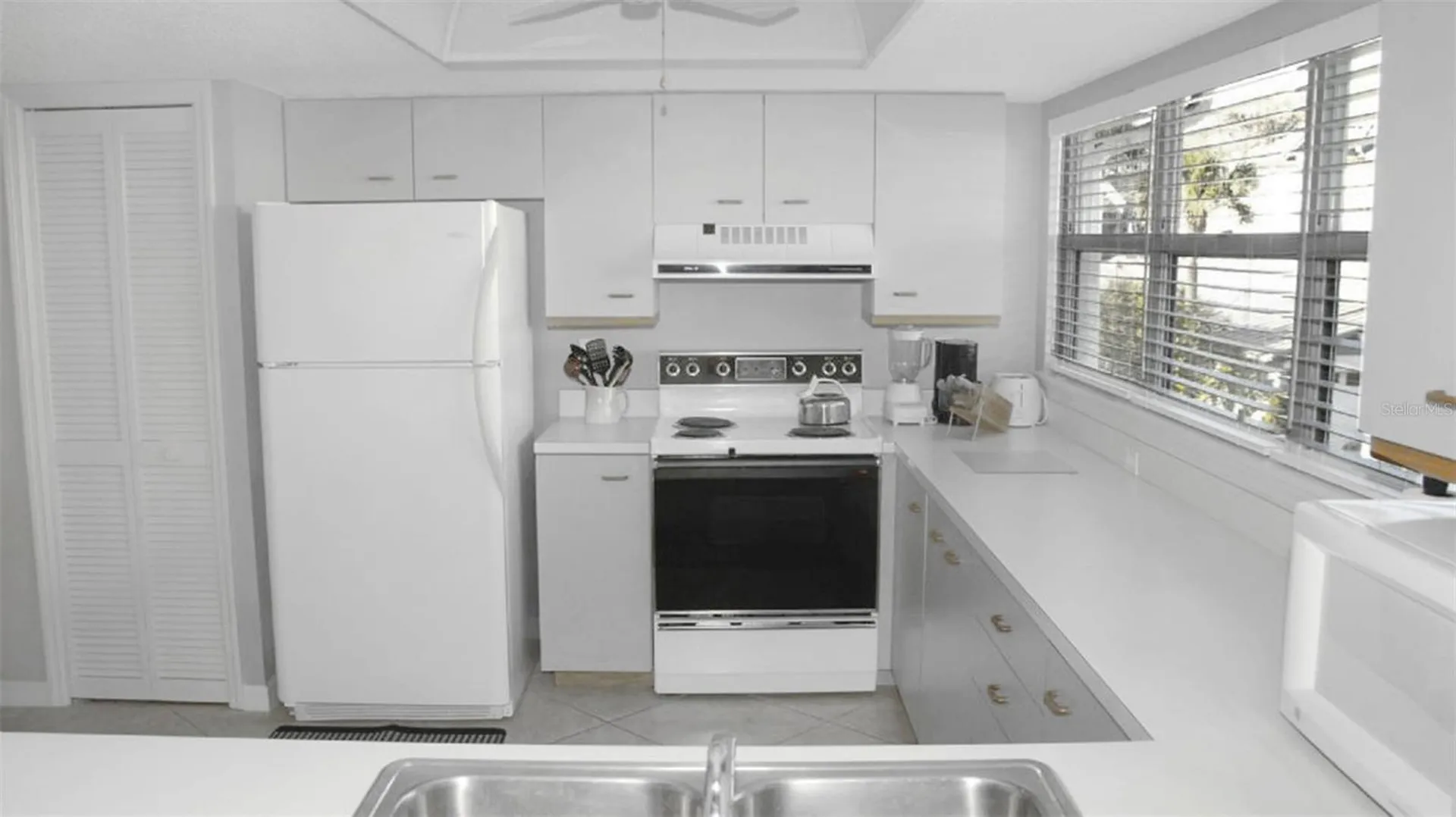 1200 Siesta Bayside Drive Sarasota FL 34242