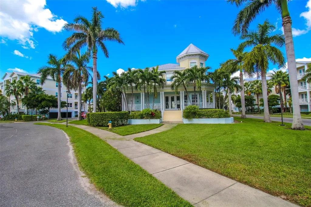 7710 34th Avenue W Bradenton FL 34209