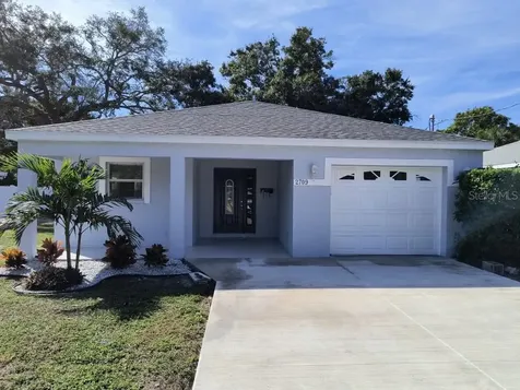 2709 11th Avenue W Bradenton FL 34205
