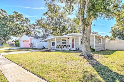 9042 Southern Comfort Drive Largo FL 33773