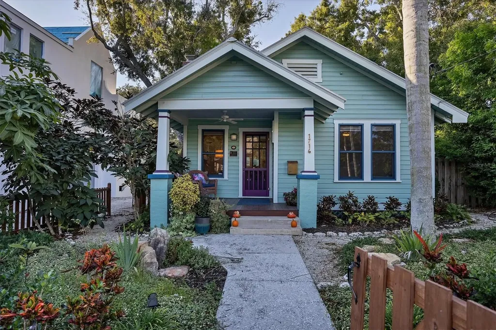 1716 Oak Street Sarasota FL 34236