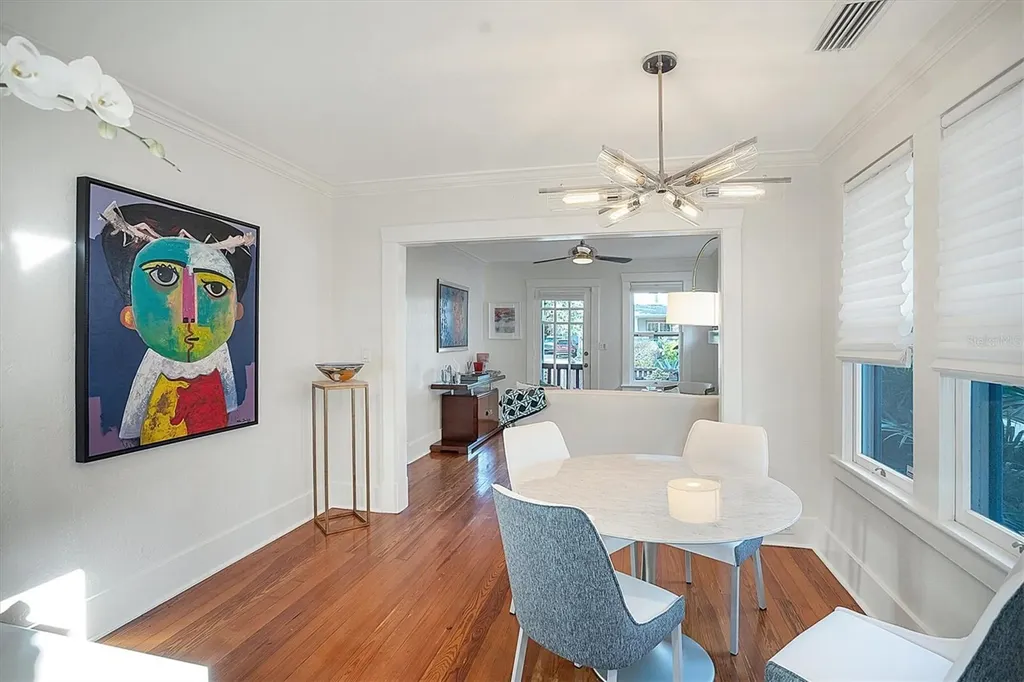 1716 Oak Street Sarasota FL 34236