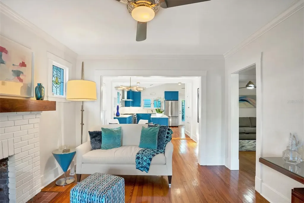 1716 Oak Street Sarasota FL 34236