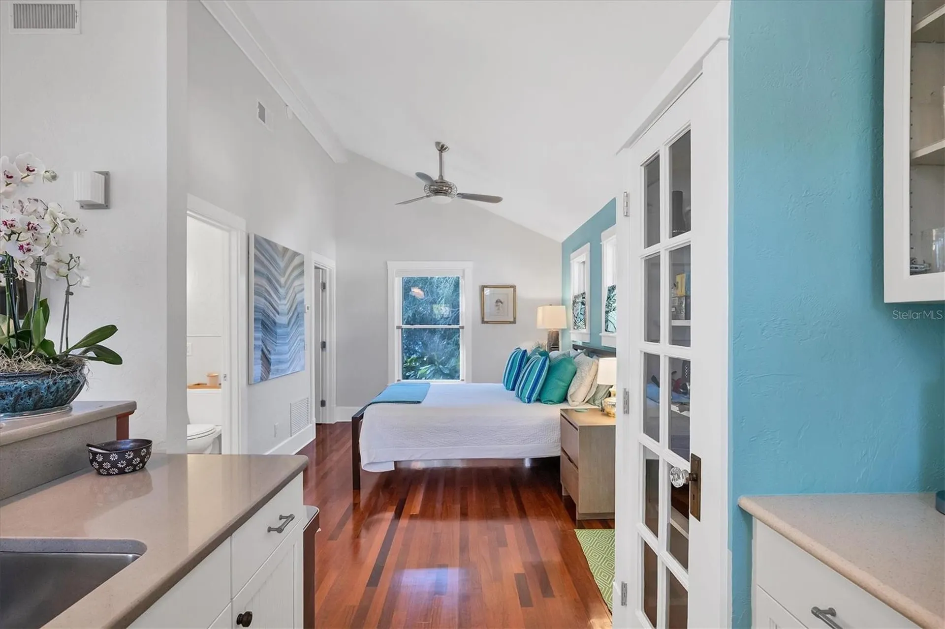 1716 Oak Street Sarasota FL 34236