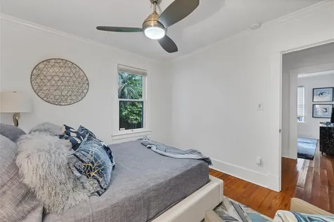 1716 Oak Street Sarasota FL 34236