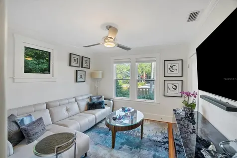 1716 Oak Street Sarasota FL 34236