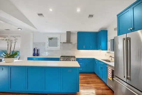 1716 Oak Street Sarasota FL 34236