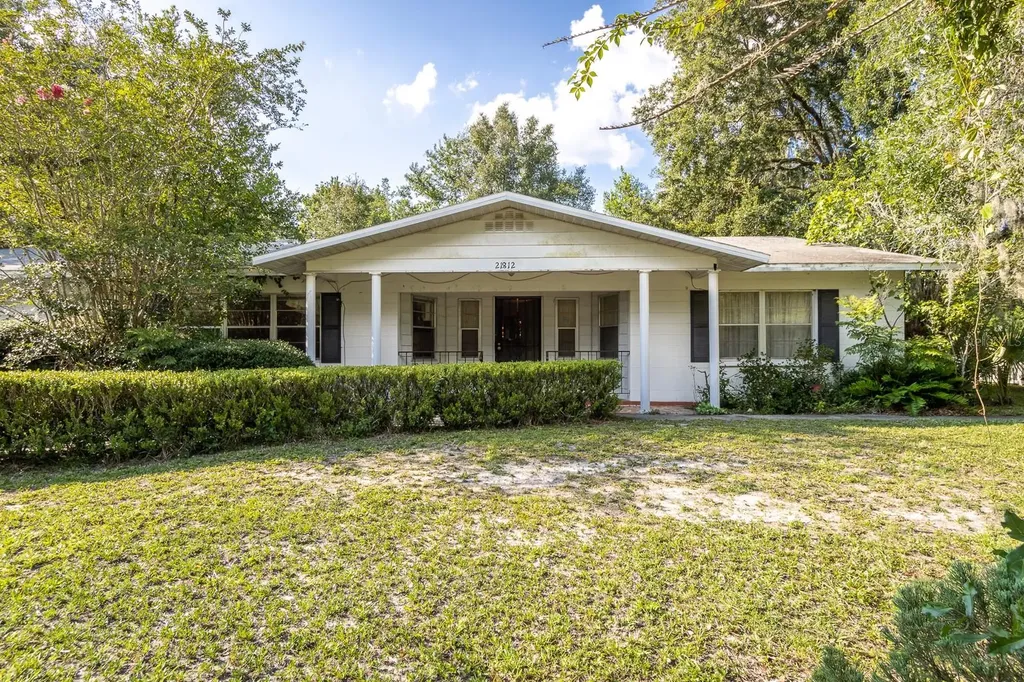 21812 SE 71st Avenue Hawthorne FL 32640