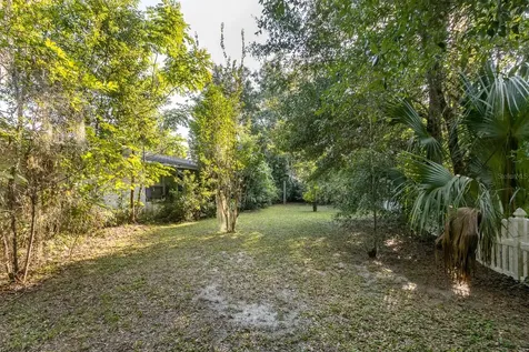 21812 SE 71st Avenue Hawthorne FL 32640