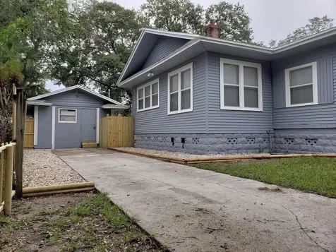 2421 20th Street S St Petersburg FL 33712
