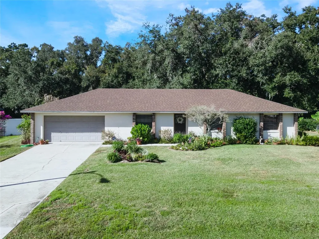 2034 Creekbend Drive Lakeland FL 33811