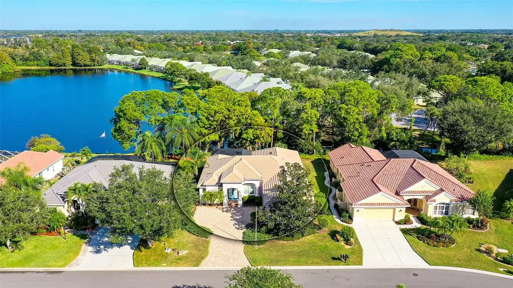 7067 Treymore Court Sarasota FL 34243