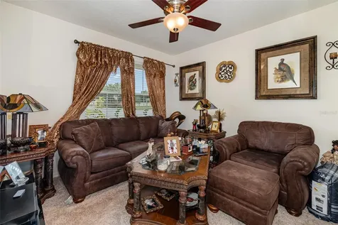 2597 Grand Central Avenue Tavares FL 32778