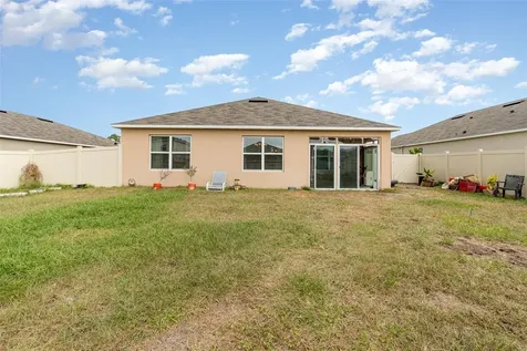 2597 Grand Central Avenue Tavares FL 32778
