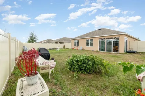 2597 Grand Central Avenue Tavares FL 32778