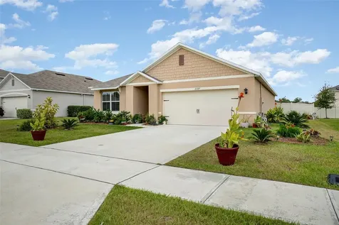 2597 Grand Central Avenue Tavares FL 32778