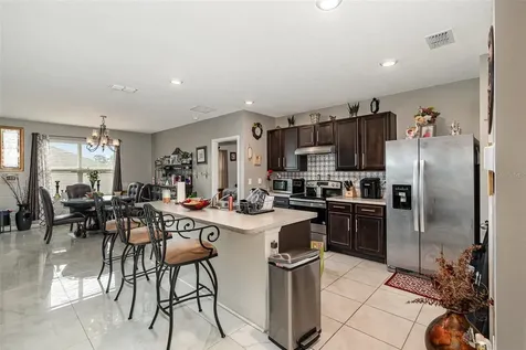 2597 Grand Central Avenue Tavares FL 32778