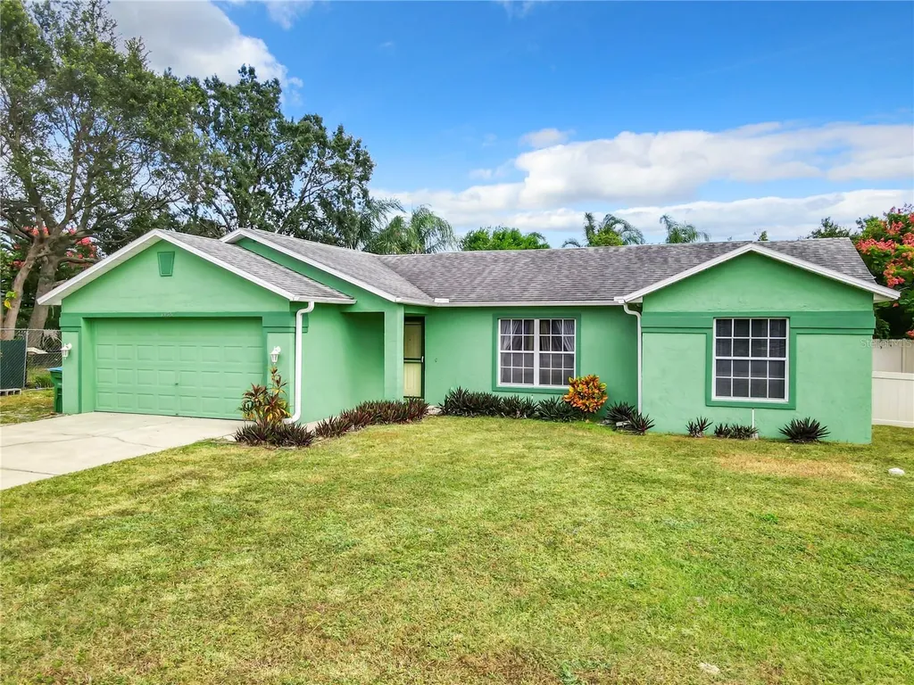 1435 Melshire Avenue Deltona FL 32738