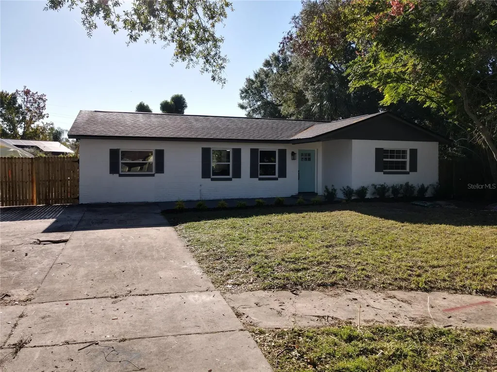 858 Sun Court Altamonte Springs FL 32701
