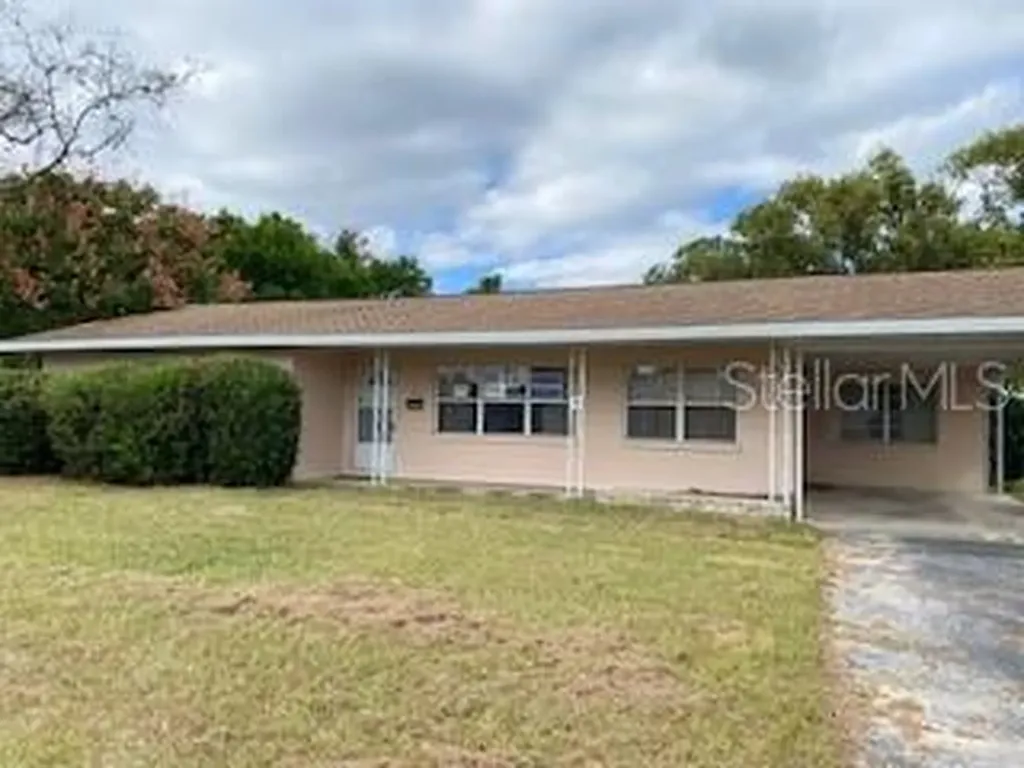 2135 Sylvan Point Drive Mount Dora FL 32757