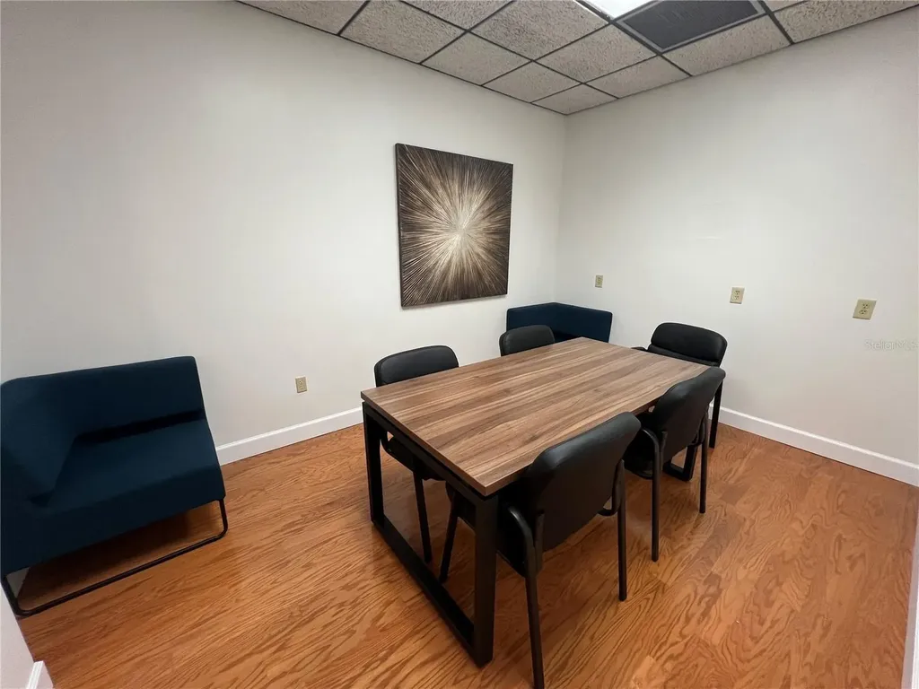 2111 W Swann Avenue Tampa FL 33606