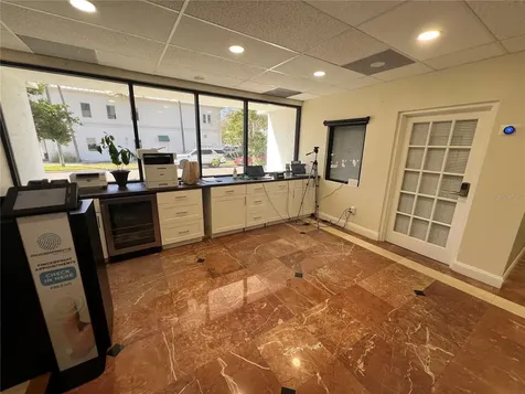 2111 W Swann Avenue Tampa FL 33606