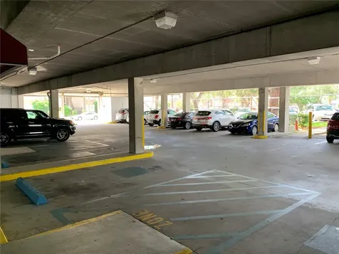 2111 W Swann Avenue Tampa FL 33606