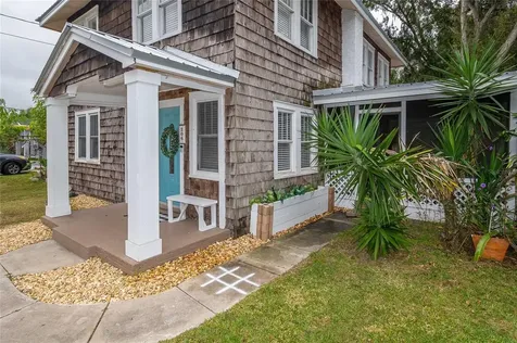 206 Eaker Street Auburndale FL 33823