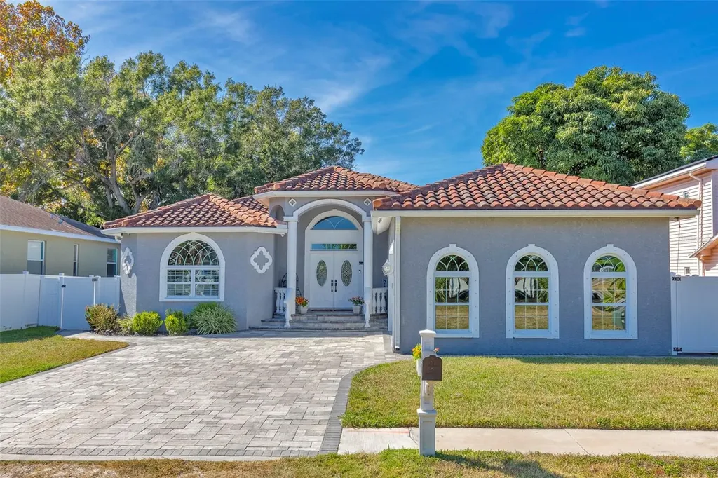 6860 52nd Street N Pinellas Park FL 33781