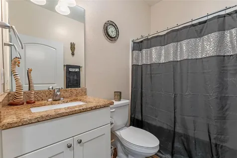 366 Lake Street Umatilla FL 32784