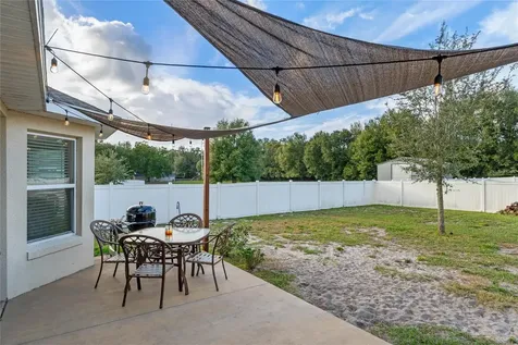 366 Lake Street Umatilla FL 32784