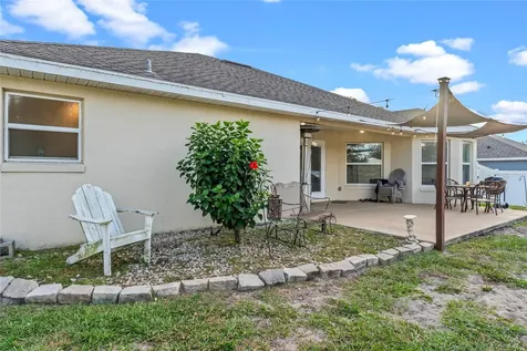 366 Lake Street Umatilla FL 32784