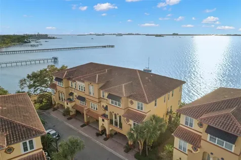 1318 Caladesi Court Dunedin FL 34698