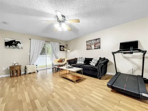 8423 Edgewater Place Boulevard Tampa FL 33615