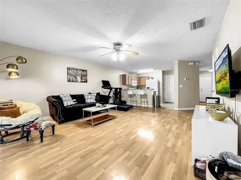 8423 Edgewater Place Boulevard Tampa FL 33615