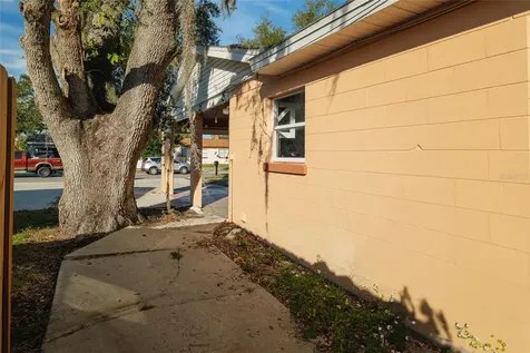 526 Jamestown Avenue Lakeland FL 33801