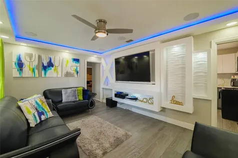 526 Jamestown Avenue Lakeland FL 33801