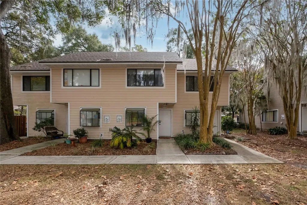 6139 SW 8th Place Gainesville FL 32607