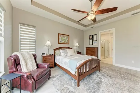 5070 Surfside Circle Bradenton FL 34211