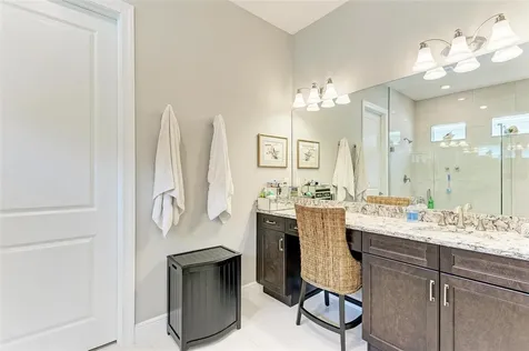 5070 Surfside Circle Bradenton FL 34211