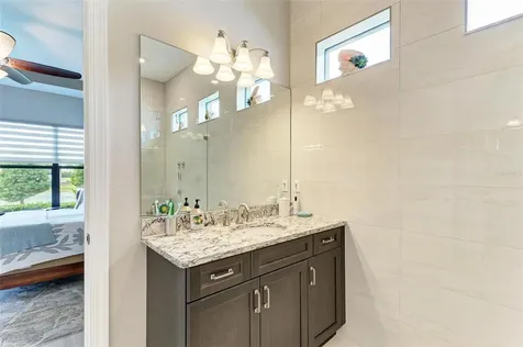 5070 Surfside Circle Bradenton FL 34211