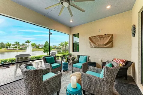 5070 Surfside Circle Bradenton FL 34211