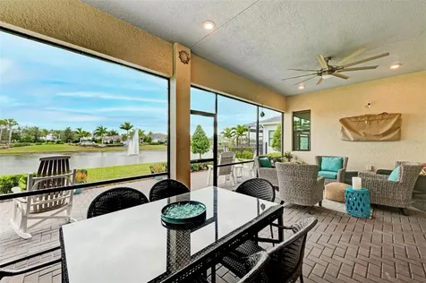 5070 Surfside Circle Bradenton FL 34211