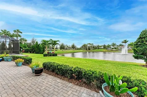 5070 Surfside Circle Bradenton FL 34211