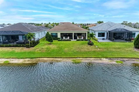 5070 Surfside Circle Bradenton FL 34211