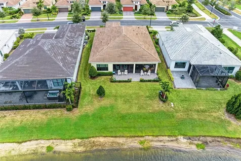 5070 Surfside Circle Bradenton FL 34211